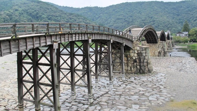 錦帯橋付近