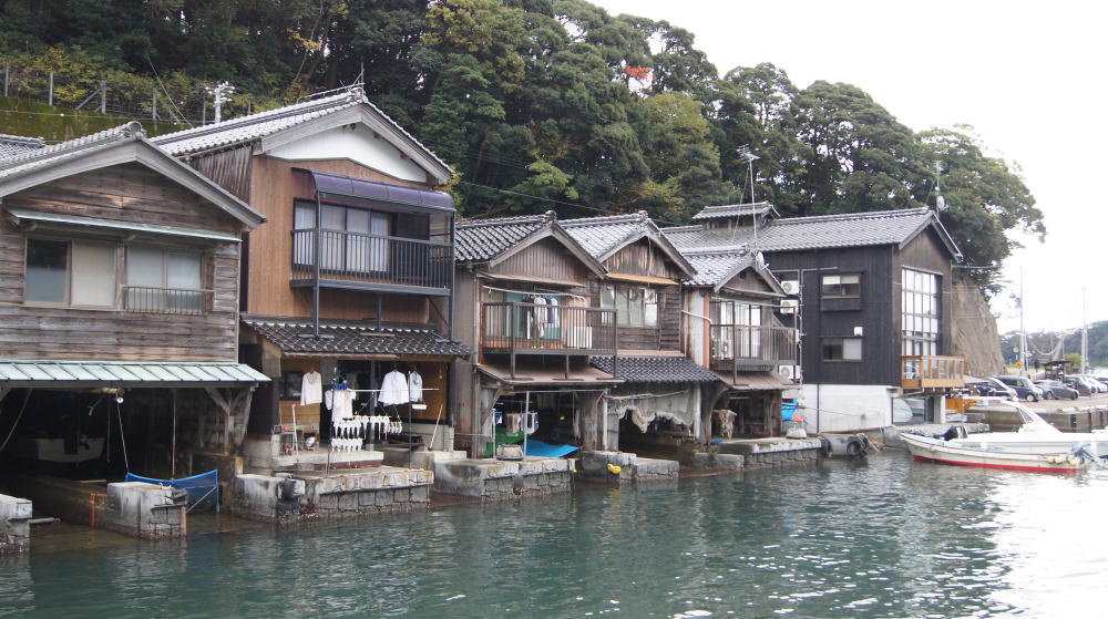 伊根の舟屋